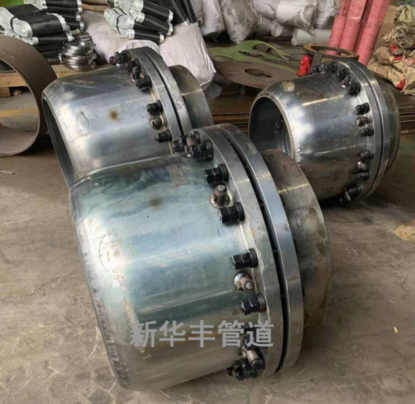 美女丝袜乱伦足交视频 旋转补偿器在化工管道能源运输中占据重要地位.jpg