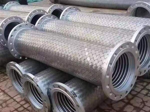金属软管生产现场